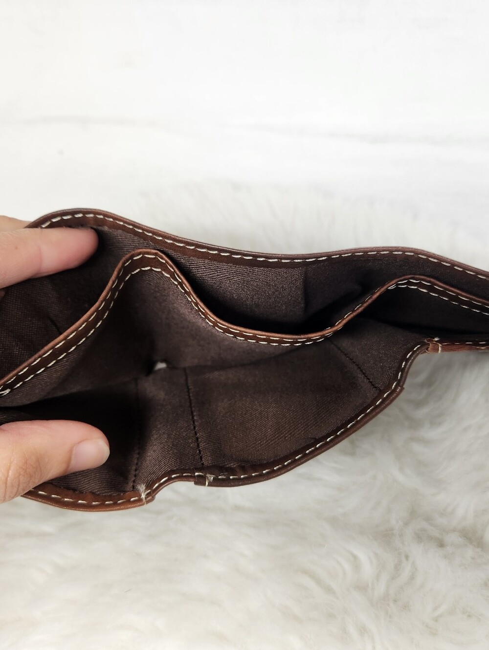 Wilson's Leather Mens Trifold Pocket Wallet - Picture 5 of 6